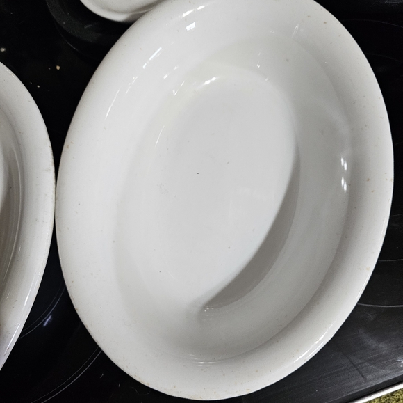 White Ironstone Serving Dishes Vintage - Picture 8 of 8